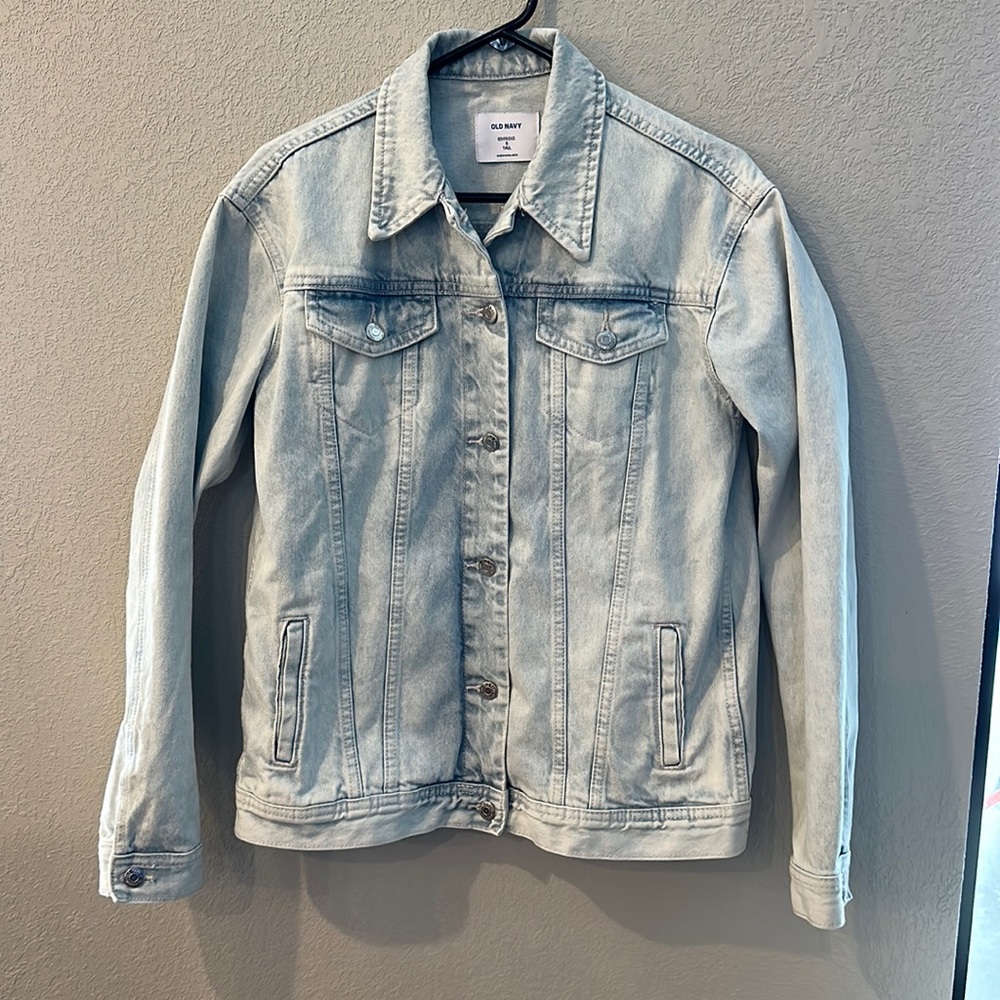 Old Navy jean jacket size small tall, American flag
